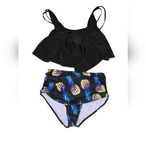 Womens Black Pineapple Bikini, Size Large In Good Condition!